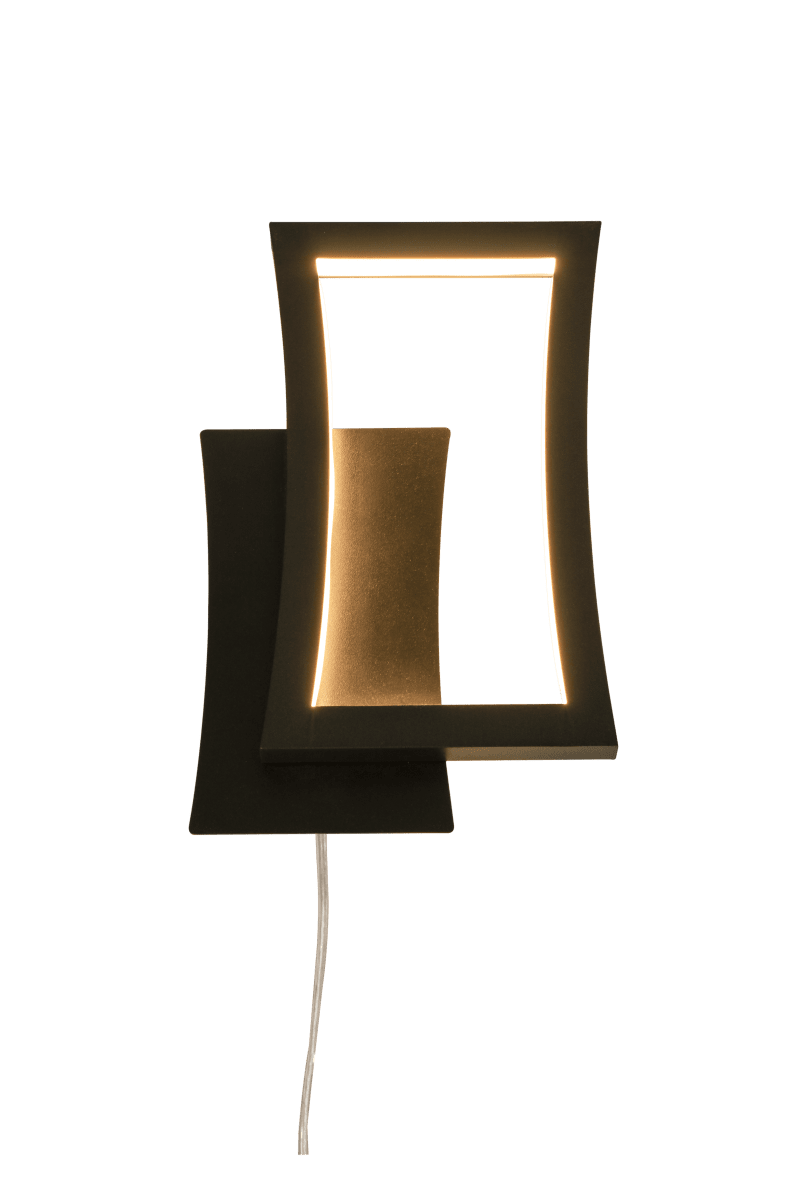 Staccato 23cm Sort væglampe Fra Aneta Lighting - Med 3-trins lysd&aelig;mper, som du nemt kan regulere via str&oslash;mafbryderen p&aring; ledningen eller v&aelig;gkontakten.
